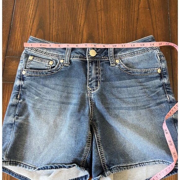 Seven7 Jeans Shorts Embellished Stitching Medium Wash Denim 4 6" inseam - Picture 6 of 8